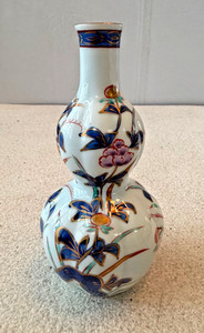 Japanese Arita Signed ware double gourd porcelain tokkuri gold, red, blue vase
