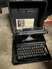 Vintage 1939 Royal Portable Manual Typewriter Model O Touch Control thumbnail