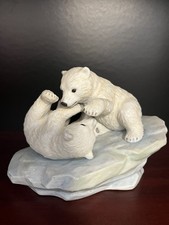 Maruri USA Polar Bear Cubs from Polar Expedition Collection P-9004