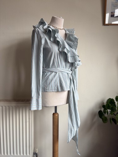 LAUREN RALPH LAUREN Blue Ruffle Wrap Shirt. M. 100% Cotton. Long Waist Ties