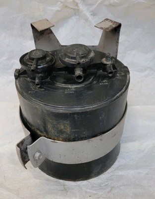 SQUAREBODY VAPOR Charcoal CANISTER And  HOLD DOWN 14054287 CHEVY GMC 
