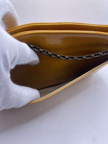 CHANEL Patent Chain Shoulder Bag Yellow Rare - Picture 5 of 8