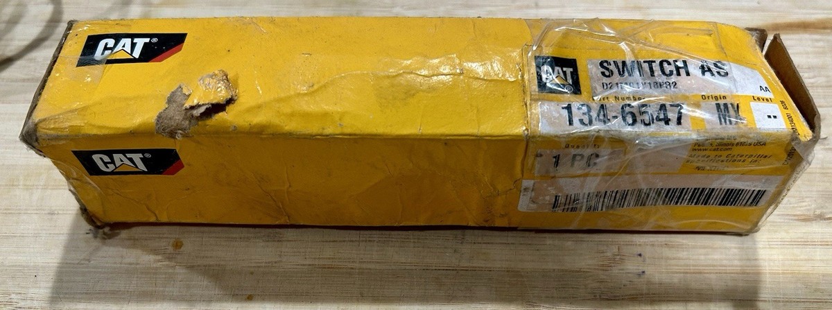 NEW OEM CAT 134-6547 1346547 Hydraulic Oil Flow Switch Assy Fit In