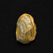 Natural Agate Stone Mineral Specimen Eastern Art Display 17g
