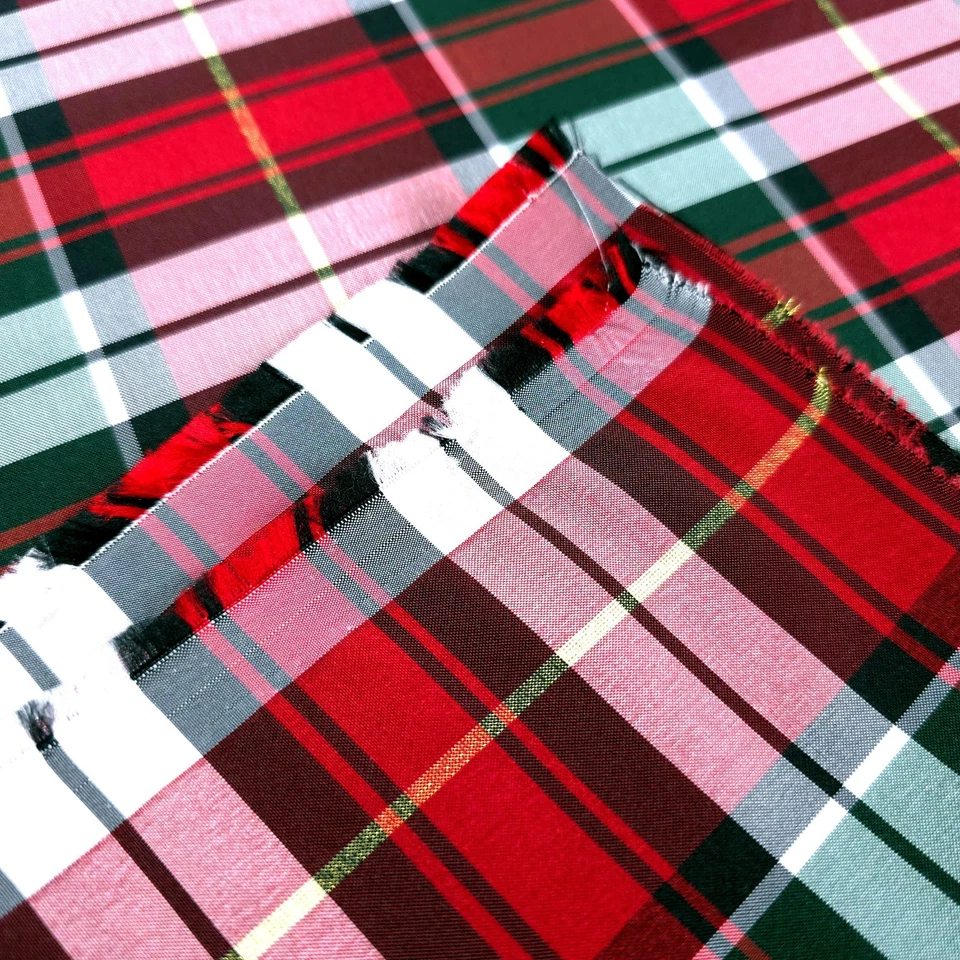 Vacaciones de Navidad Rojo Avaricia Blanco Tartán Cuadros Imitación Seda Tafetán 58" por Yarda Foto 4 de 4