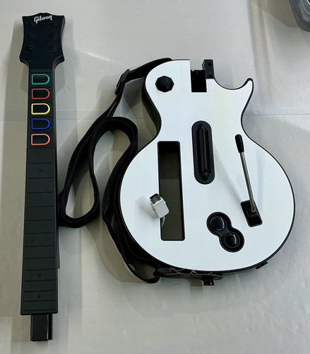 Wireless White Gibson Guitar Hero Controller For Nintendo Wii With Strap - Picture 3 of 3