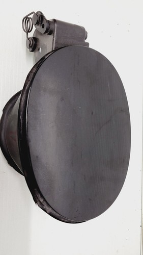 2017-2022 Infiniti Q60 Gas Door Lid black - Picture 2 of 9