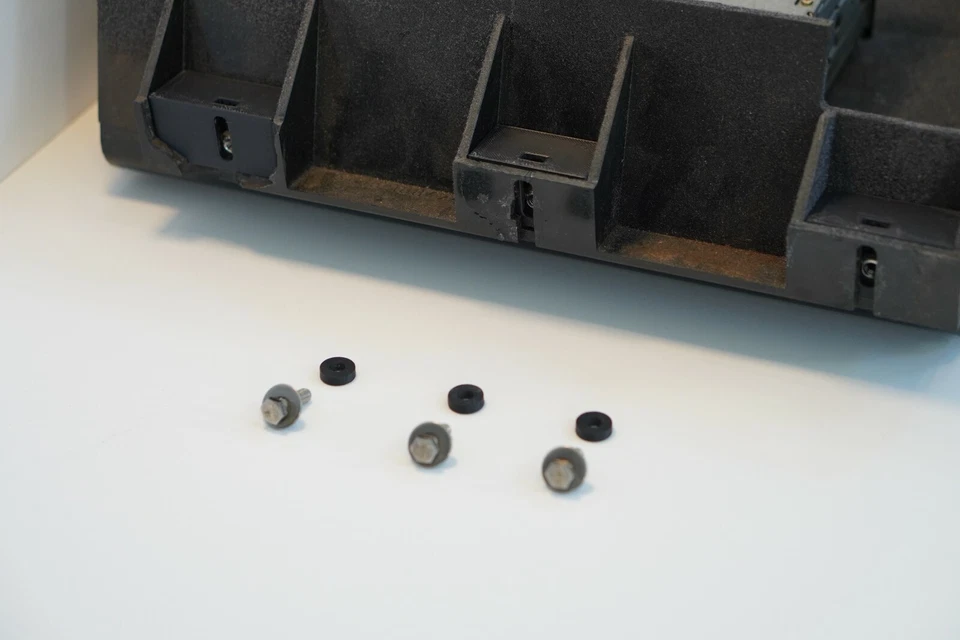 Nuevo kit reparación refuerzo bisagra guantera bmw e30 1984-1992 325i 325is 318i Foto 2 de 4