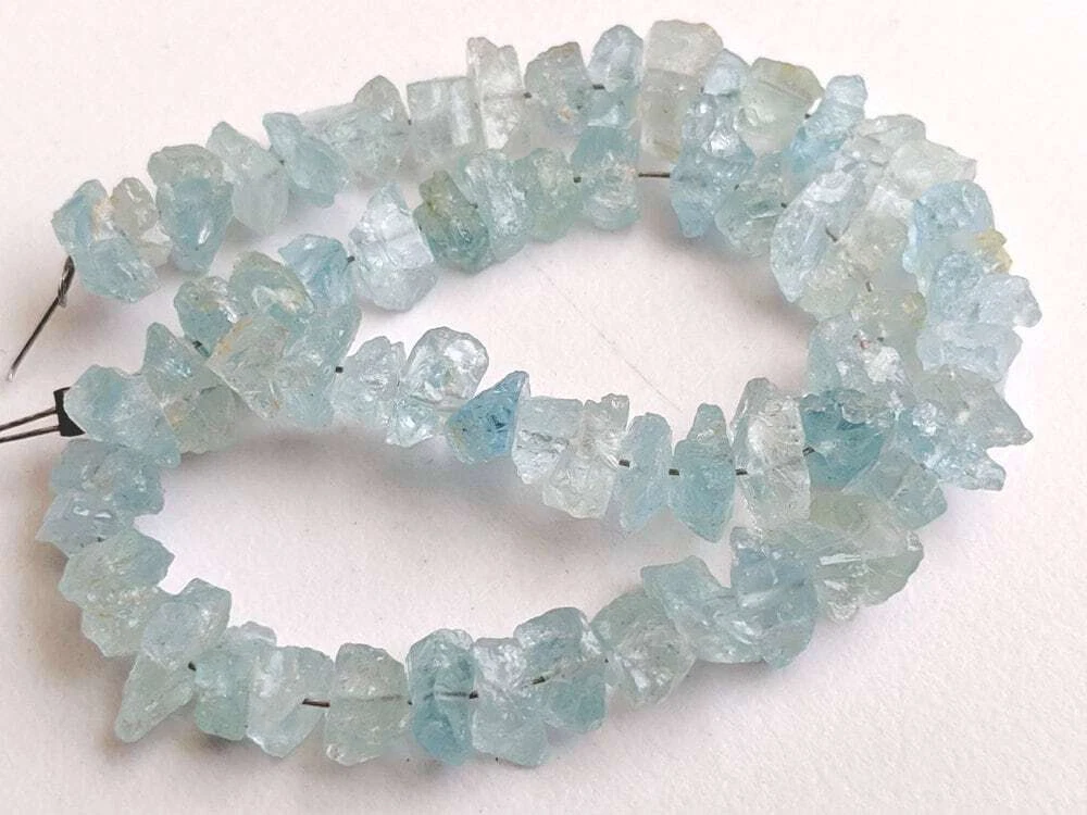 Raw aquamarine best sale beads