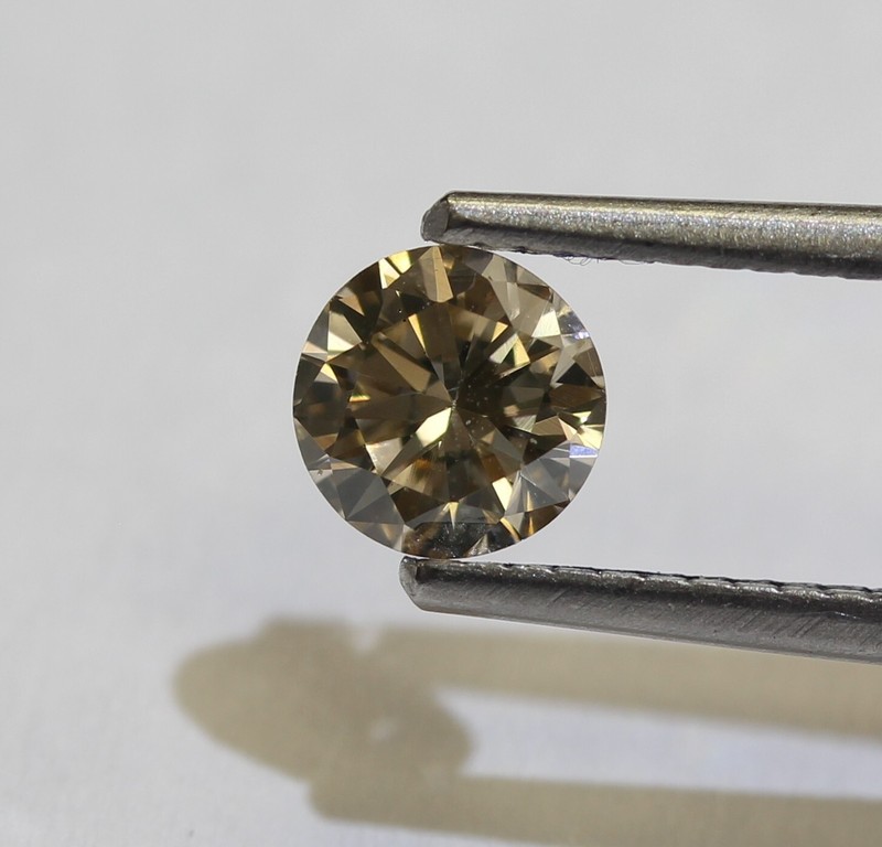 GIA certified .54ct VS2 S-T Light Brown loose round diamond champagne Natural