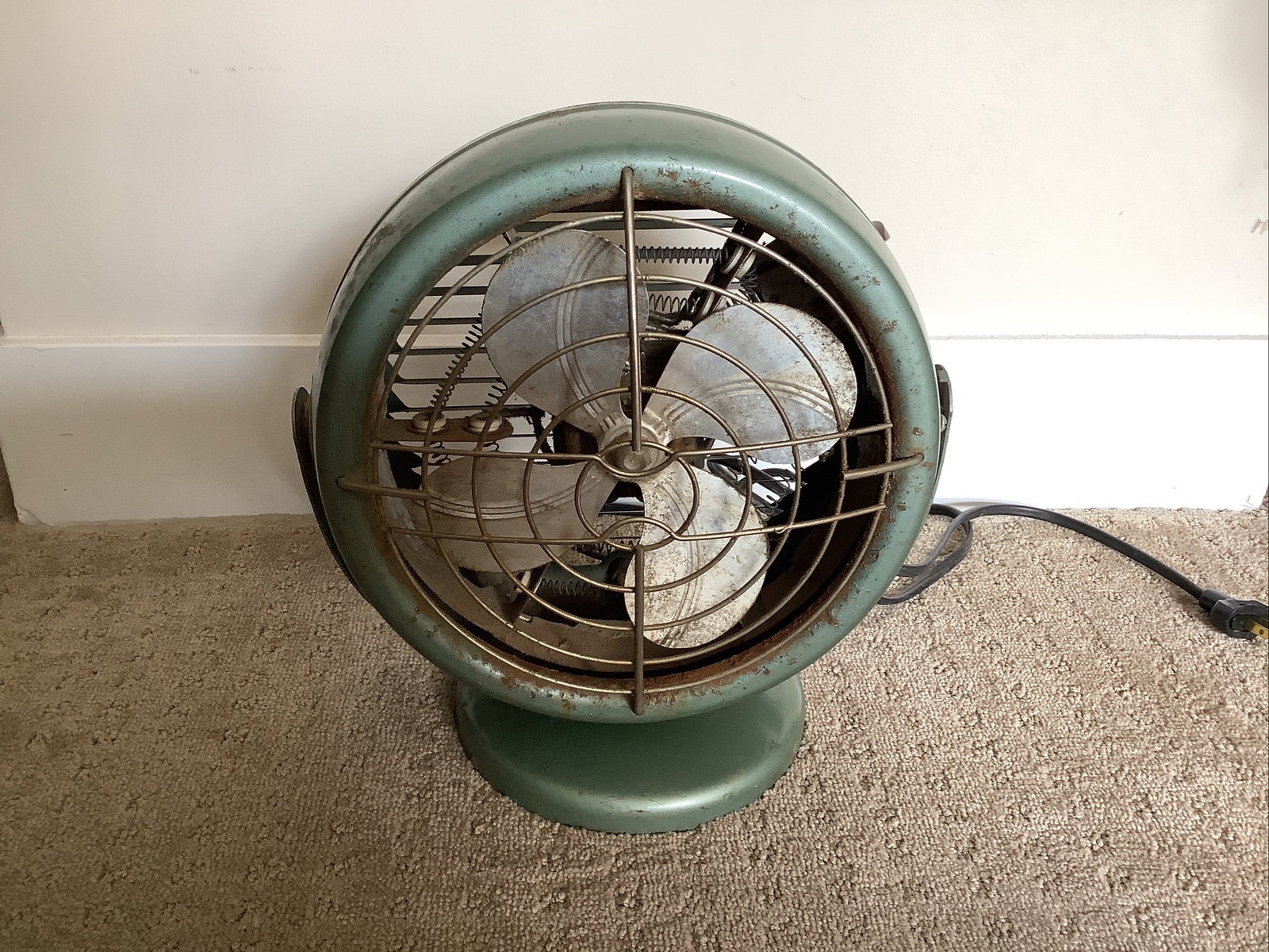 Vintage Dominion Metal Four Blade Fan With Heater Model 1528 MCM | eBay