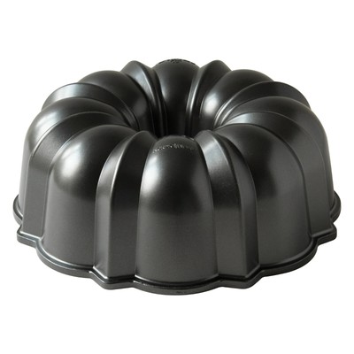 Nordic Ware ProCast 12 Cup Nonstick Cast Aluminum Bundt Cake Pan, Graphite