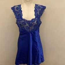 Vintage Val-Mode Lingerie Nightgown Sleepwear Silky Shining Blue Size Petite Sm.