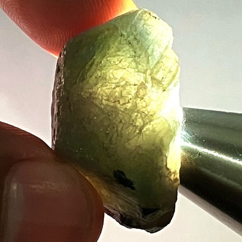 79.68 Ct - Natural 100% Very Good Rough Bi-Color Blue Green Sapphire Madagascar