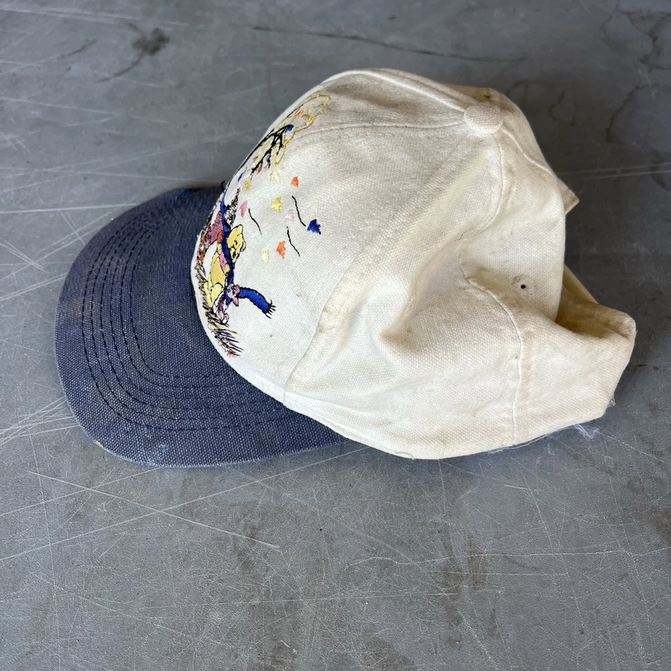 De colección Disney Winnie Pooh Sombrero Snapback Goofy’s Hat Co Big Logo Honey Pot EE. UU. Foto 3 de 4