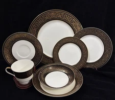 Mikasa Mount Holyoke Bone China 7 Piece Place Setting - MULTIPLE AVAILABLE