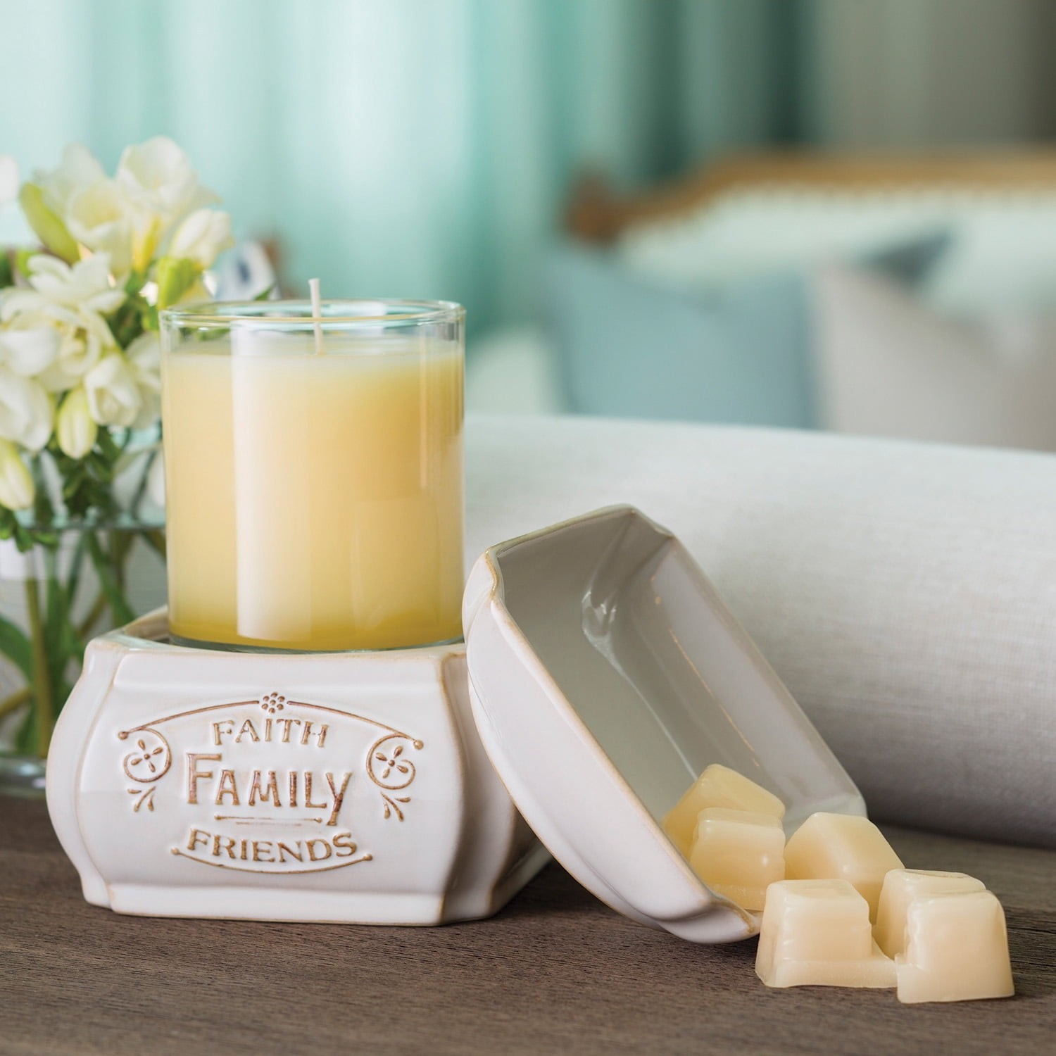 Candle Warmers 2-In-1 Fragrance Warmer, Faith Family Friends