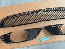 Front Grille Assembly - Chrome/Black For Mercedes C-Class (W203) C230, C240, C320, C32 AMG 7 thumbnail image