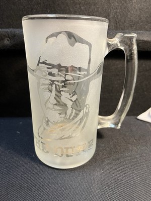 John Wayne  The Duke  7 Inch Etched Glass Beer Stein
