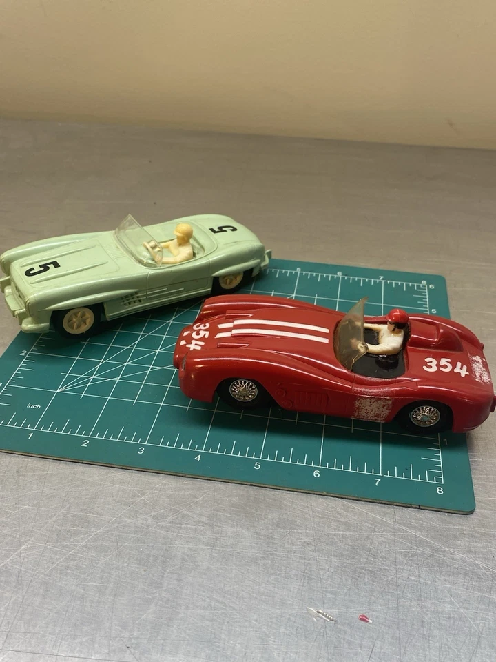 2 VINTAGE 1/24 MARX SLOT CAR TESTED RUNS 1/32 - Image 3 of 4