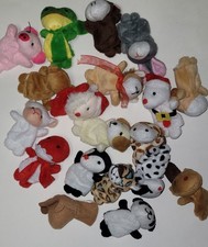 Vtg Lot of 18 Finger Puppets Plush Animals