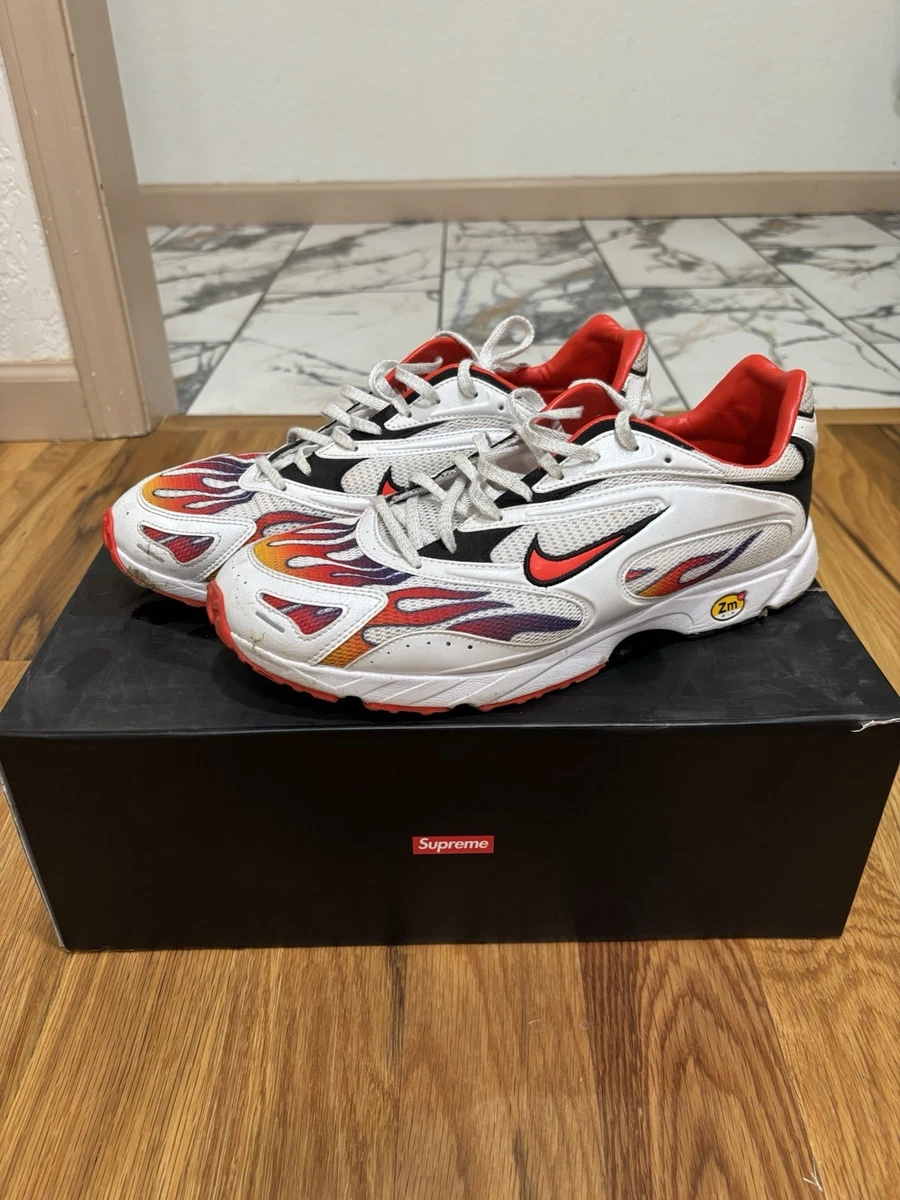 Preços baixos em Nike Supreme x Zoom Streak Spectrum Plus Habanero