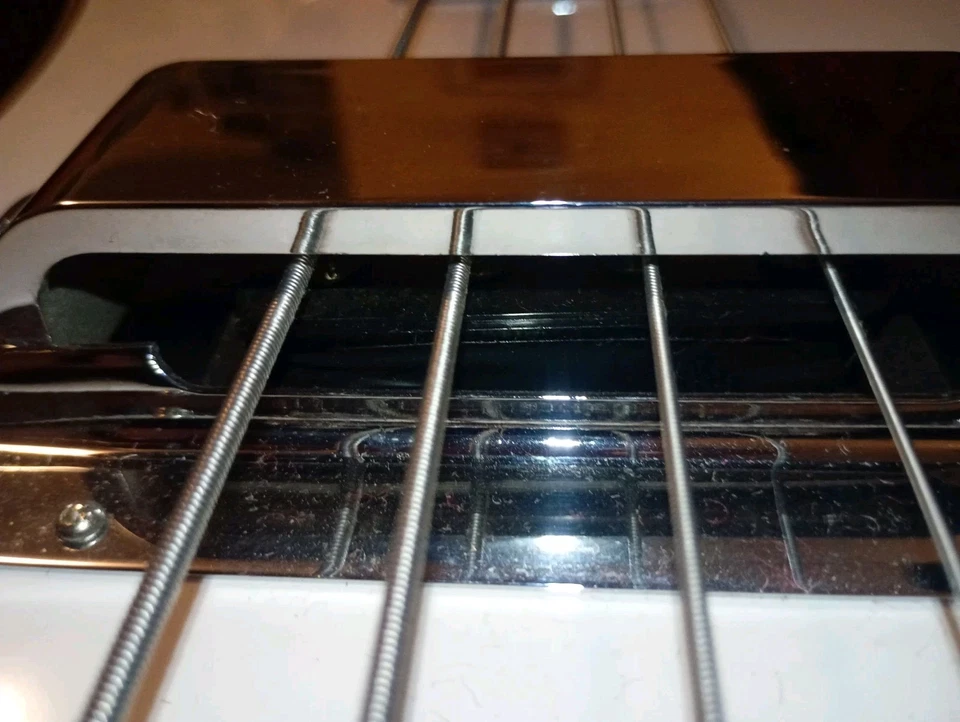 Rickenbacker Copy Bass 4003 Genuine Electronics Re-Profiled Neck From A 4001 - Image 3 of 4