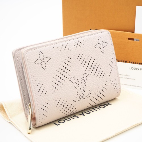 Louis Vuitton Mahina Portefeuille Clea Wallet Blue Calf Leather New 075683