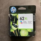 Oryginalny oryginalny trójkolorowy wkład atramentowy HP 62XL datowany na 23 lutego