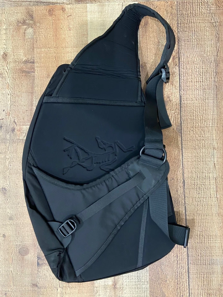 Bolso Bandolera Arc'teryx Quiver Negro Paquete de Viaje de Transporte Diario Foto 2 de 4