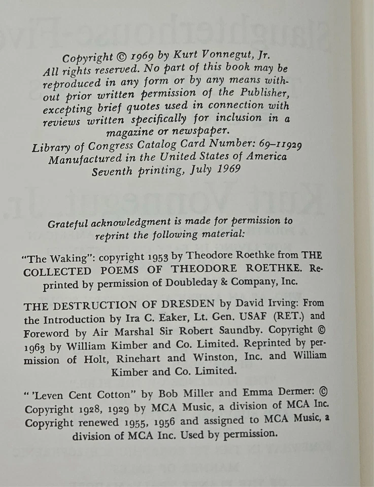 SLAUGHTERHOUSE-FIVE Kurt Vonnegut Jr 1969 FIRST EDITION Seventh Printing VG/G - Image 2 of 4
