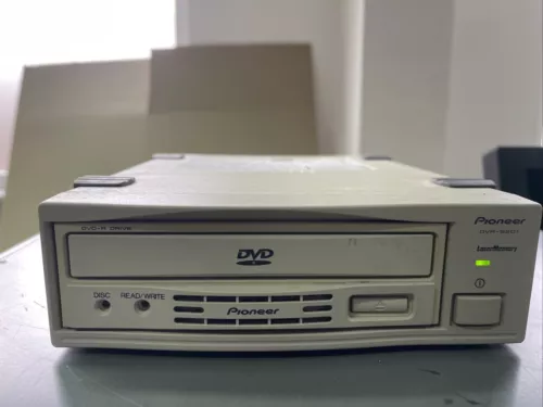 PIONEER DVR-S201 DVD-R Laufwerk SCSI 4,7GB full authoring drive - vom Händler