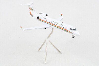 航空機・ヘリコプター Gemini 1/200 CRJ200 Air Wisconsin GEMINI200 (G2AWI1244) AIR WISCONSIN CRJ200 1:200 SCALE DIECAST