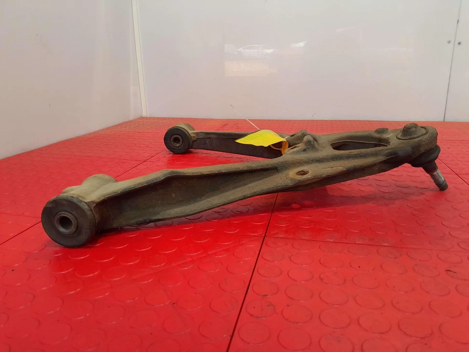 Brazo de control inferior delantero Chevy Silverado 07-13 - fundido lado del pasajero derecho OEM Foto 3 de 4