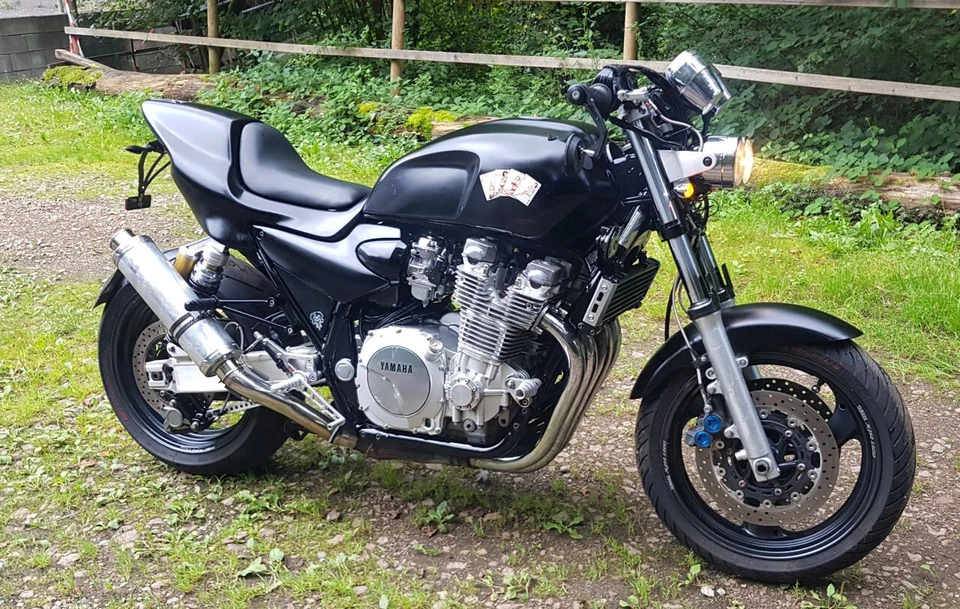 schöne Motorrad Yamaha XJR 1300 RP02 wenig KM alles eingetragen - Bild 3 von 4