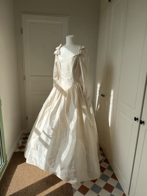 Brautkleid Catherine Rayner reine Seide