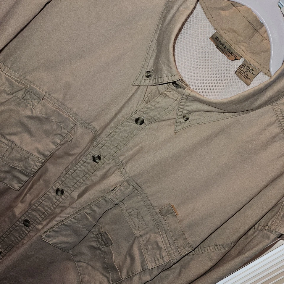 Rugged Earth Outfitters Shirt Mens Medium Tan Khaki Fishing Hiking Safari Vented - Image 2 of 4
