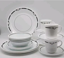 Corelle Zenith 20- Pc Dinnerware Set 1990's Made In USA 