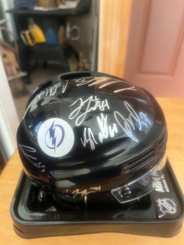 16 Signatures Hedman Point Paul W/coa