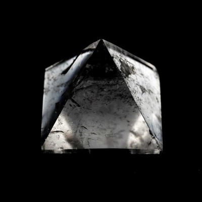 Bergkristall Pyramide glasklar Ø 49 mm / 34 g AAA - Qualität aus Brasilien