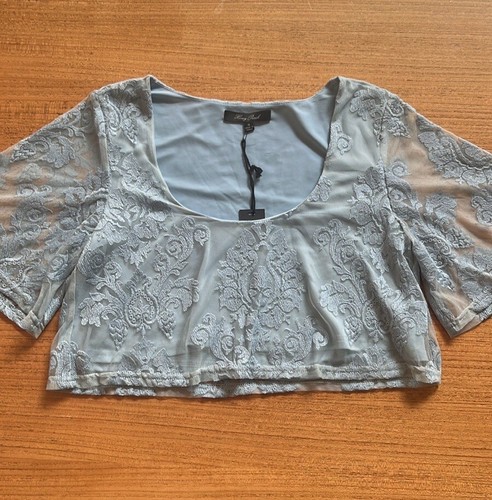 Honey Punch Cropped Sweet Lace Top, Scoop Neck, Short Bell Sleeve, Blue, Size S - Picture 3 of 14