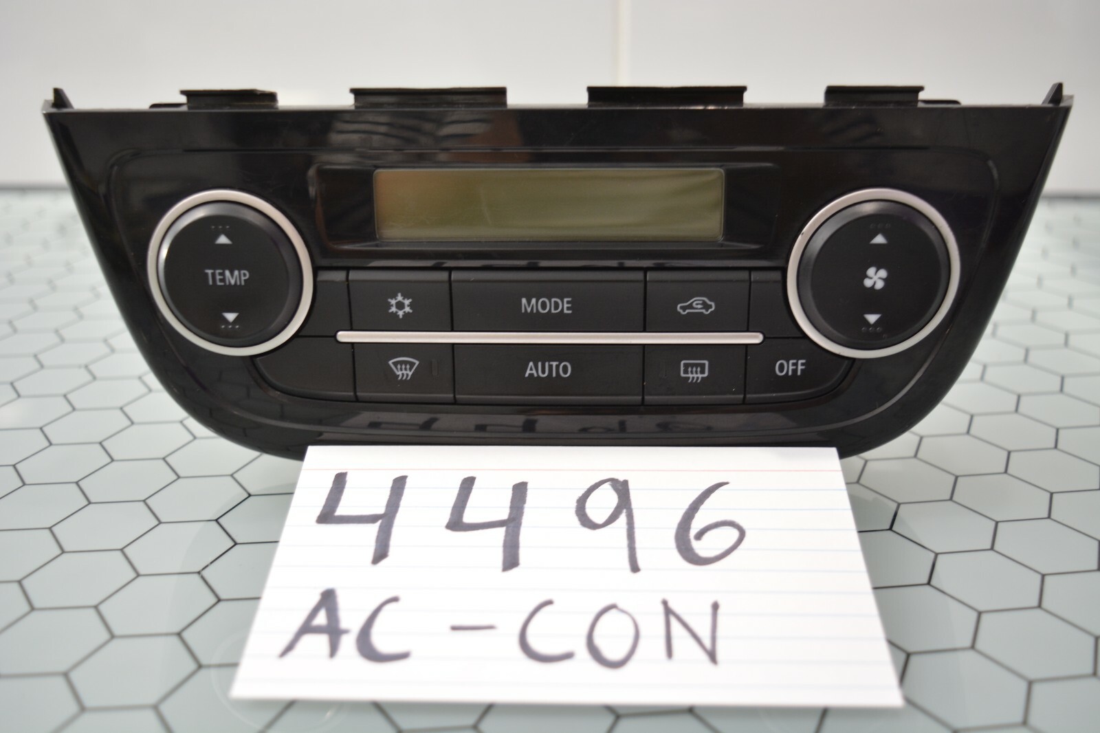 14 15 16 17 Mirage AC and Heater Control 7820A361XA Used Stock #4496-AC 