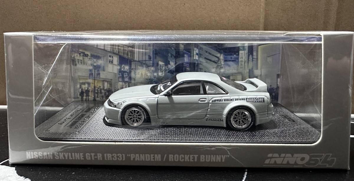 INNO64 1/64 Nissan Skyline GT-R R33 Pandem Rocket Bunny Cement