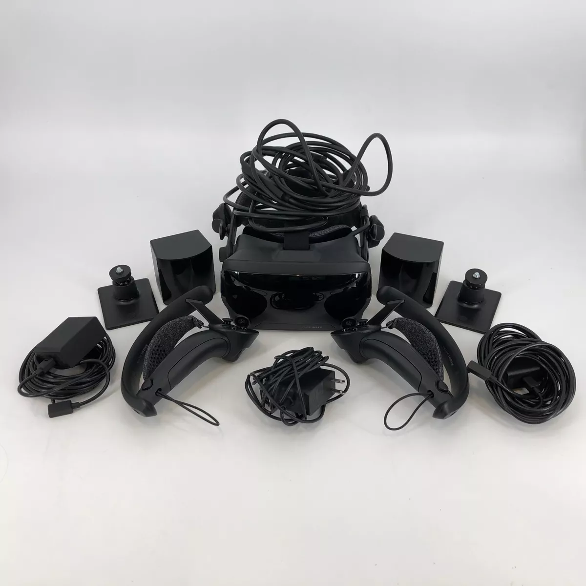 Valve Index VR Headset - Good Condition w/ Controllers + Base Stations +  Cables