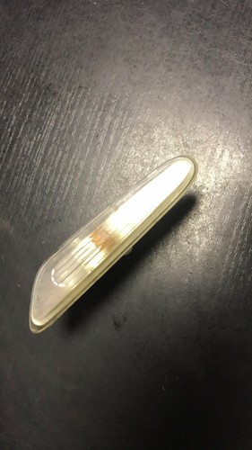 BMW 5ER E61 E60 ZUSATZ SEITENKOTFLÜGEL BLINKER FAHRERSEITE VORNE RECHTS 7165742