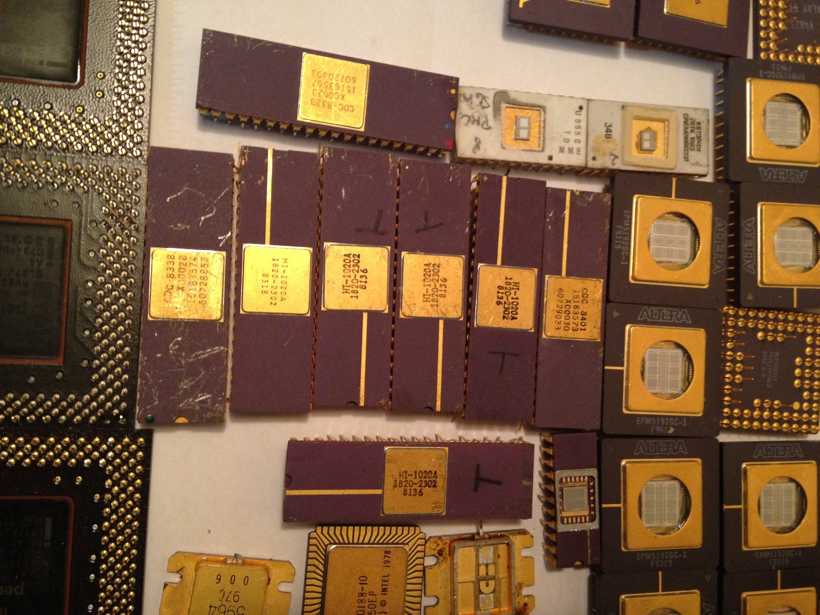 5 Lbs  Gold Recovery Scrap .. CPU Hybrid Module IC Gold Tops White Ceramic      - Picture 7 of 12
