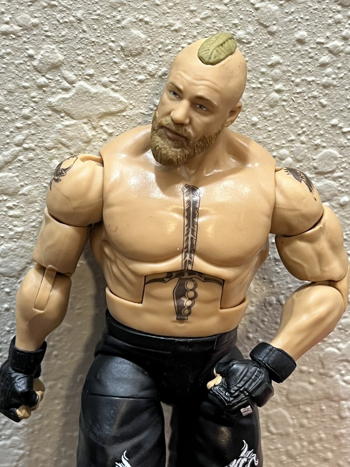 🔥 Brock Lesnar Basic Series 141 Loose Wrestling Action Figure WWE Mattel 2011