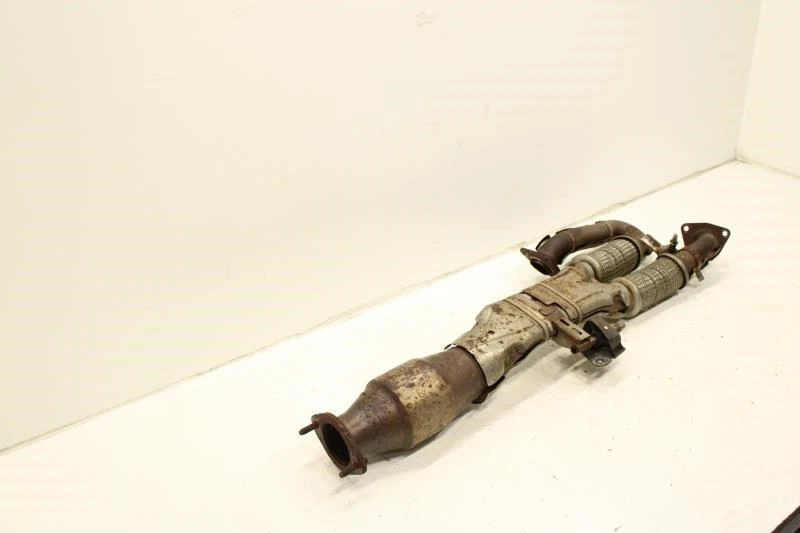 2016-2023 Nissan Maxima 3.5L Front Exhaust System Pipe Tube 200A0-4RF0A OEM - Image 2 of 4