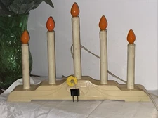 Vtg GEM CHRISTMAS HOLIDAY PLASTIC ELECTRIC 5 CANDOLIER/CANDELABRA LIGHTS 16”x11”