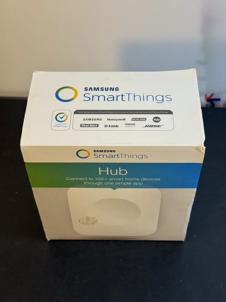 Samsung SmartThings Smart House Home Hub (2nd Gen) - STH-ETH-250 - Image 2 of 4